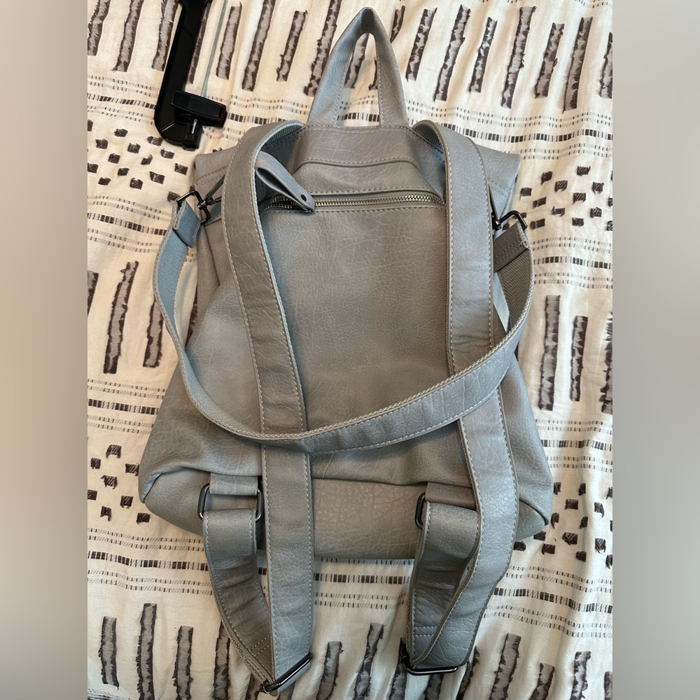 Urban expressions grey backpack, and or shoulder bag - Picture 4 of 6